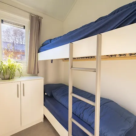 Comfortable With Microwave, Efteling At 2km Chalet Kaatsheuvel
