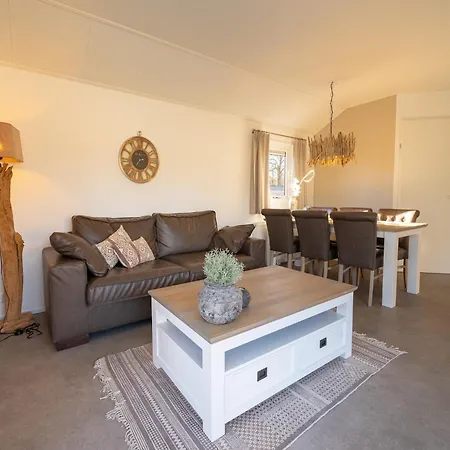 Comfortable With Microwave, Efteling At 2km Chalet *