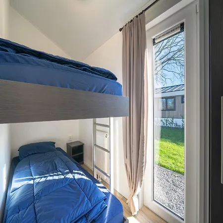Comfortable With Microwave, Efteling At 2km Kaatsheuvel