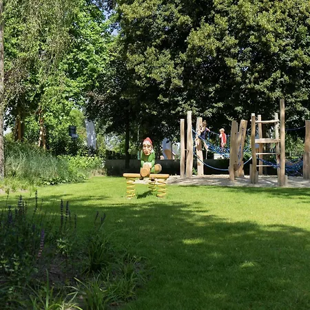 Comfortable With Microwave, Efteling At 2km