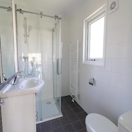 Comfortable With Microwave, Efteling At 2km Chalet Kaatsheuvel